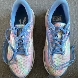 Gently used Brooks Ghost 14 limited edition running shoes pink blue size 9D
